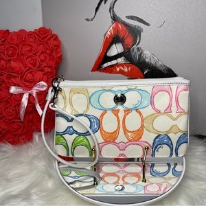 Coach Rainbow Signature Canvas Y2K 90s Vibes Wristlet Wallet Clutch